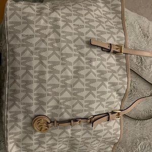 Brand new Micheal Kors tote bag